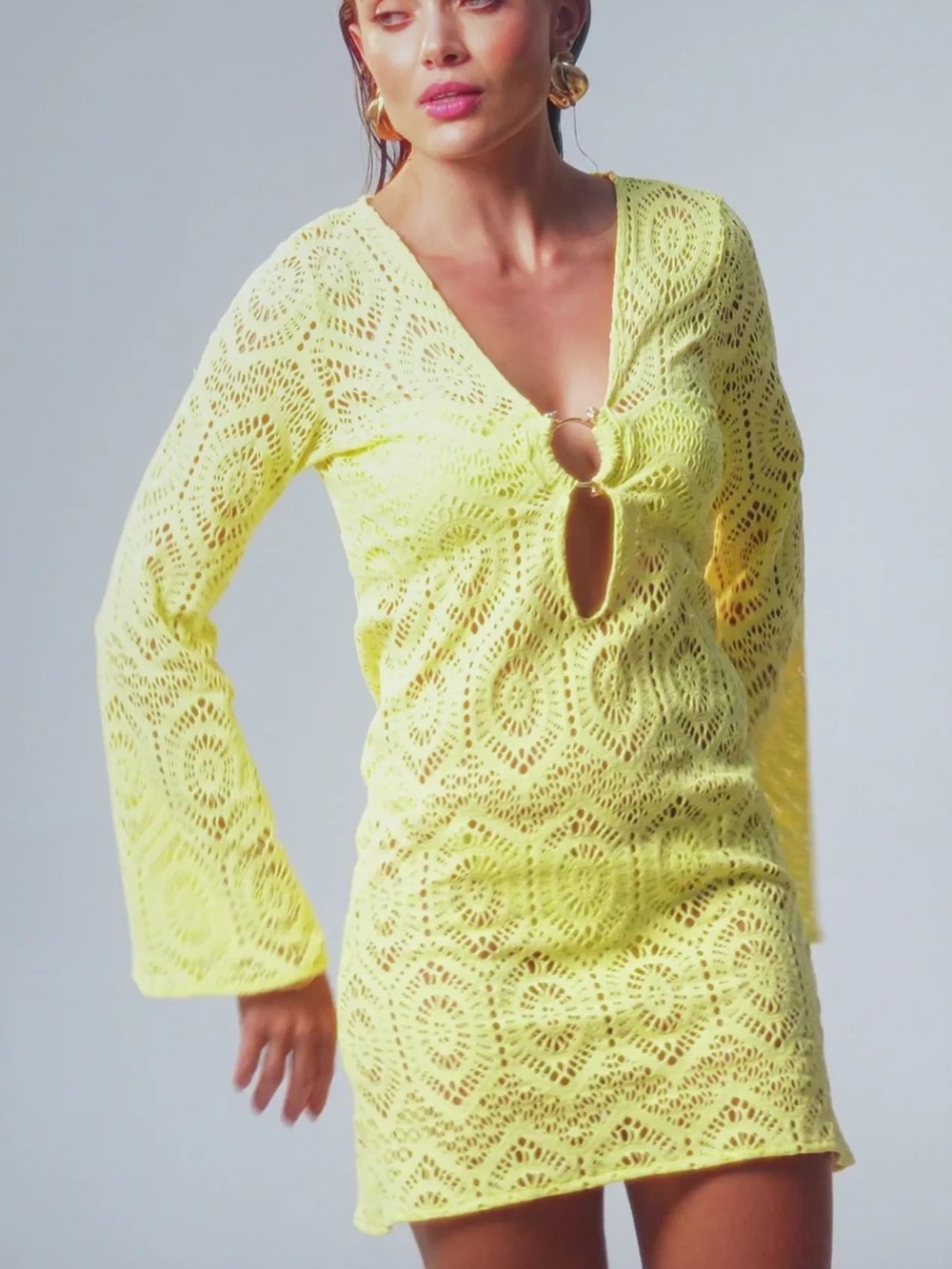 Empress Brasil NWT Short Sixty Yellow Lace Bell Sleeve Ring Cover Up Dress Large - Picture 4 of 12